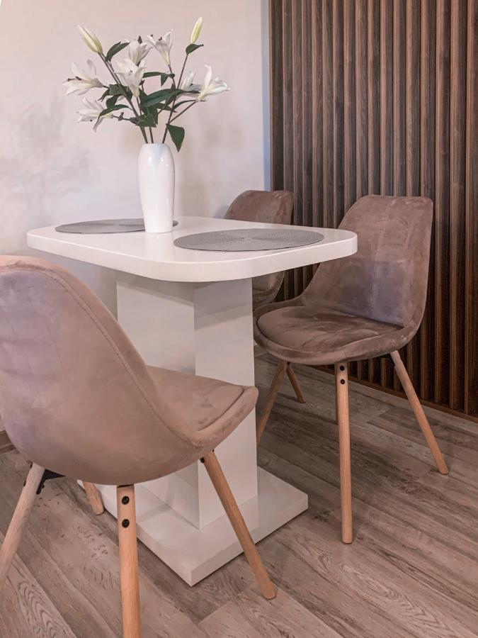 Apartment 2 Rooms Luxury Букурещ Екстериор снимка